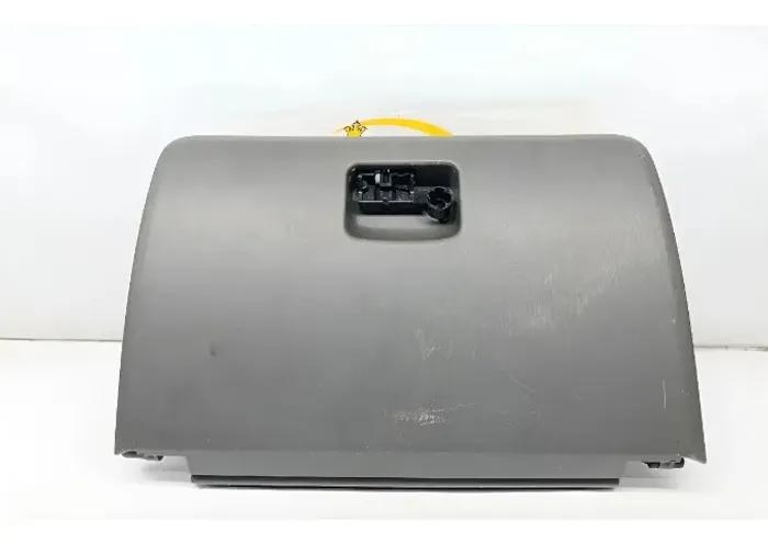 Tampa Porta Luvas Tracker 03/08 Grand Vitara 98/05 47405