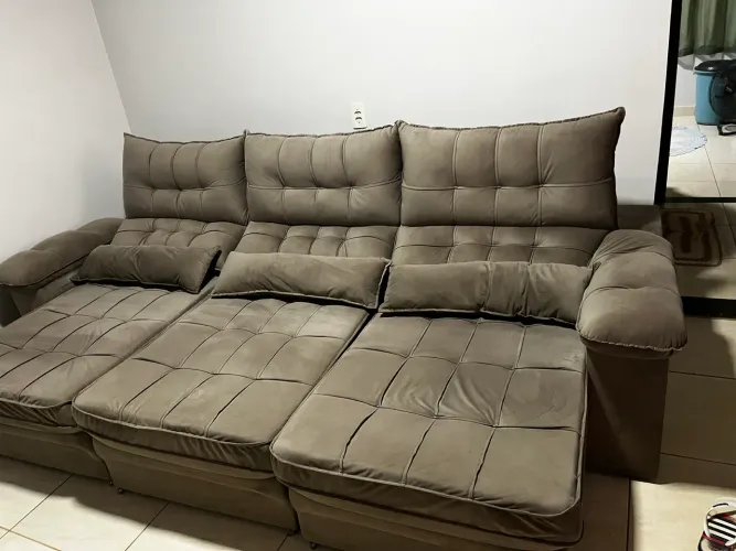 Sofá semi novo sem defeito