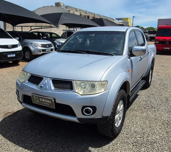 Mitsubishi L200 Triton HPE 3.2 CD TB Int.diesel AUT 2013