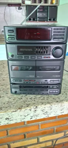 Vendo Central Sony FH-B500. Leia o anúncio.