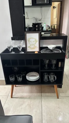 ? BAR COMPLETO COM TAÇAS, COPOS E ACESSÓRIOS - R$ 389,00