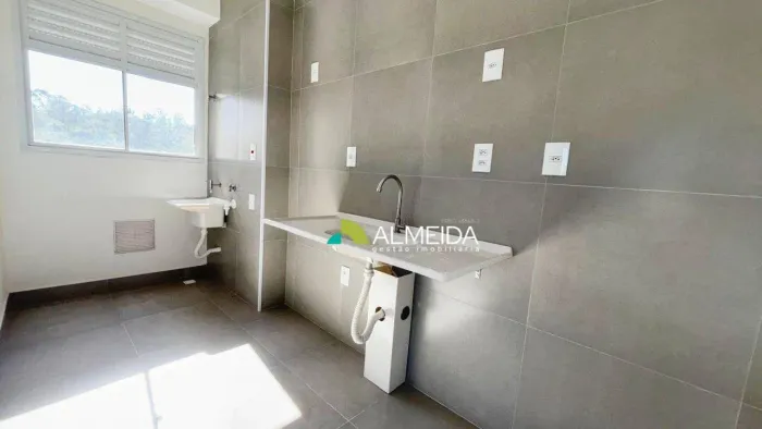 Apartamento com 2 dormitórios à venda, 48 m² por R$ 233.500,00 - vilas do sobrado - Rio Cl