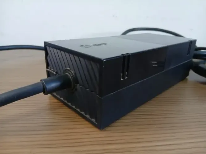 Fonte Xbox One Fat Original Bivolt 110/220v