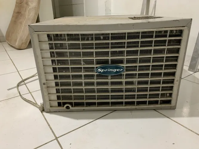 Ar condicionado 