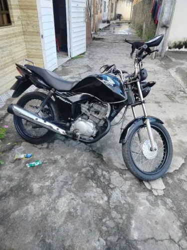 Vendo moto Fam ES 125 ano 2010