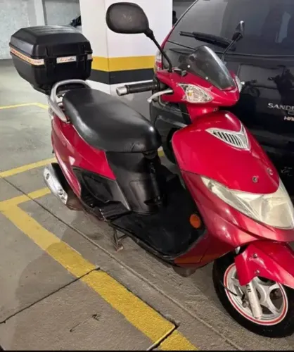 BURGMAN SUZUKI 125( REVISDA & PEÇAS  NOVAS )