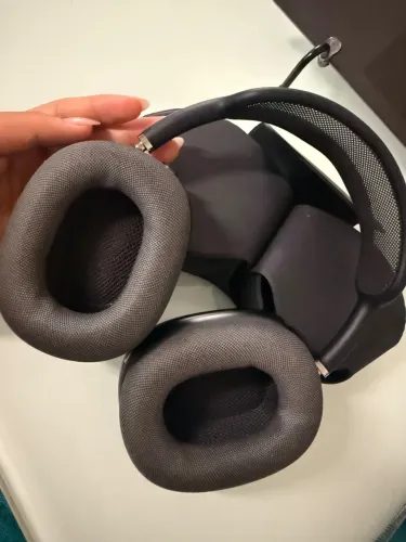 AirPods Max