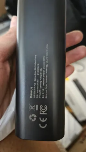 Bomba de encher pneu da Marca Baseus