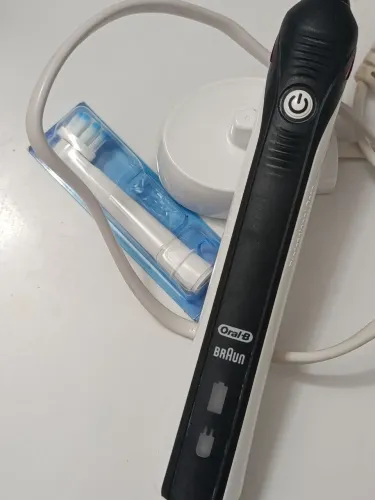 Escova Elétrica Oral-B Pro 2000 ORIGINAL - Made in Germany
