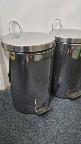 Lixeira inox 12L