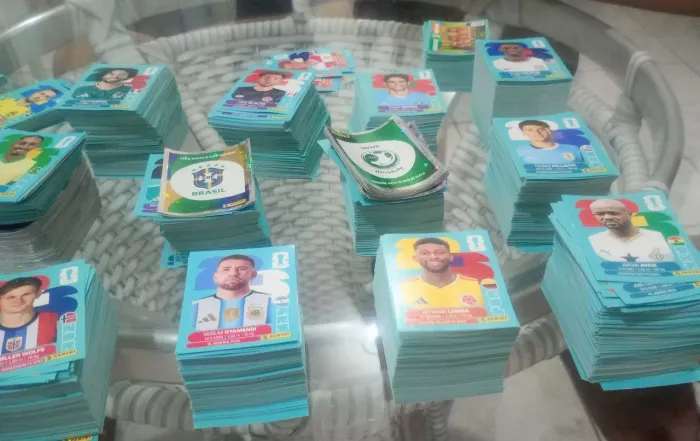 Figurinhas sem repetir mande sua lista 