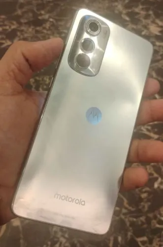Motorola Edge 30 256 GB com 8 De RAM com NFC biometria na tela
