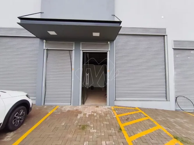 Locação de Comercial / Salão na cidade de Araraquara