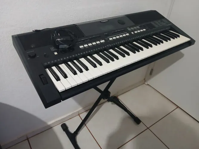 Teclado Yamaha PSR-E433