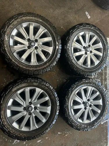 Rodas Fiat strada freedom + pneus semi novos AT 
