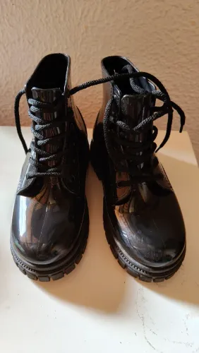 Bota Luelua infantil