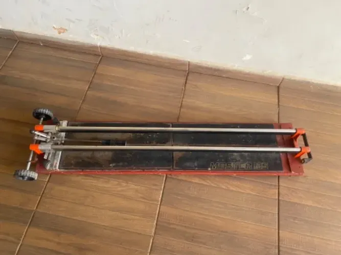 Máquina de cortar piso cerâmica e porcelanato 