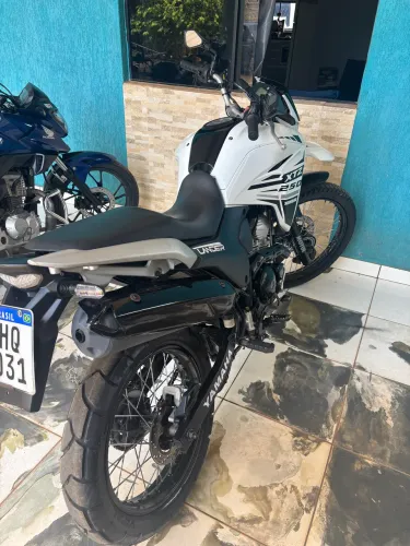 XTZ Lander 250 Vendo/Troco