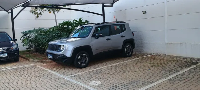 Jeep Renegade STD 1.8 4X2 Flex 16V AUT 2021