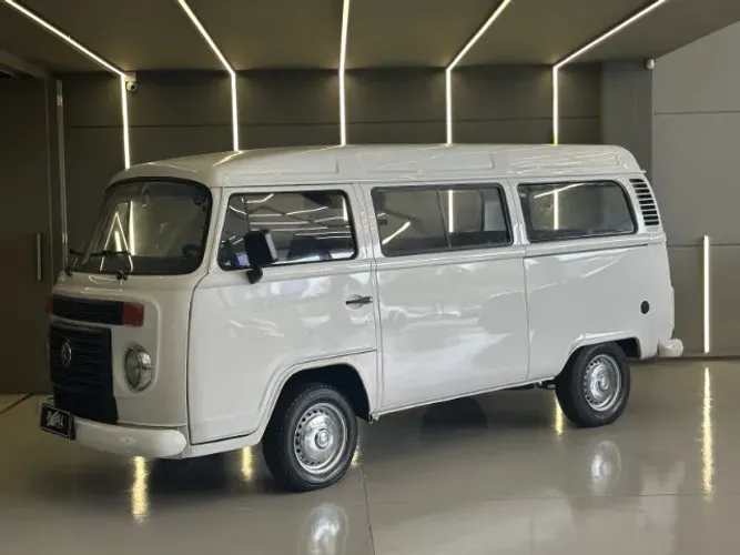 Volkswagen Kombi Standard 1.4 MI Total Flex 8V 2011