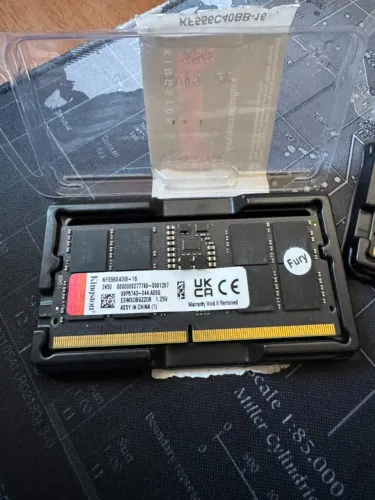 2 Memoria Kingston Fury 16GB DDR5 5600 MHz - Notebook