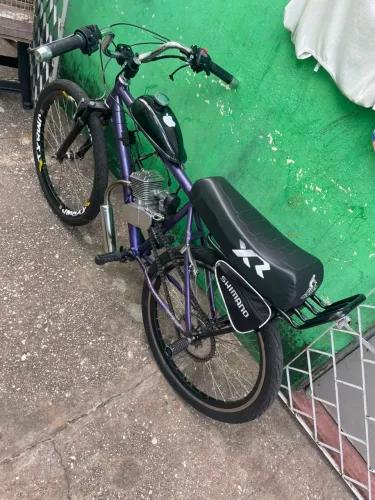 Bicicleta motorizada em ótimo estado,só pegar e andar, zera é ela