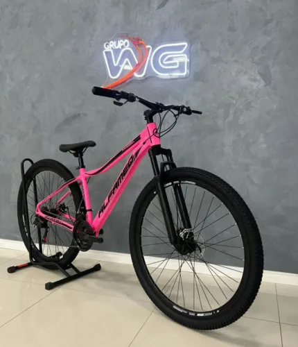 Bicicleta aro 29 em alumínio e freios a disco