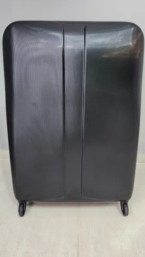 Mala de viagem 23Kg - usada uma vez apenas