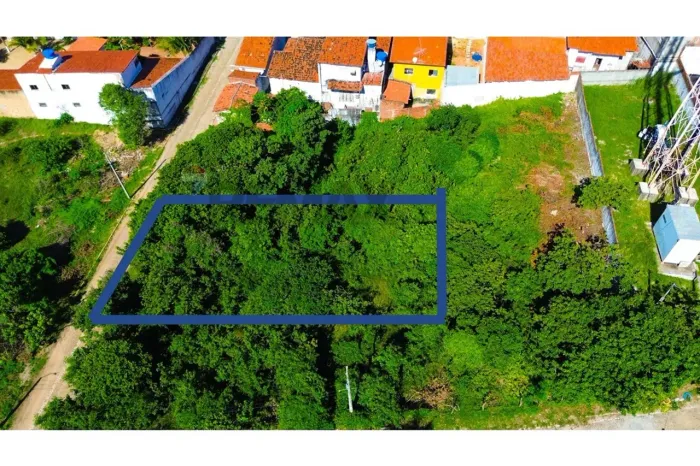 Oportunidade de Investimento ou Moradia em Pium: Terreno Multiuso
