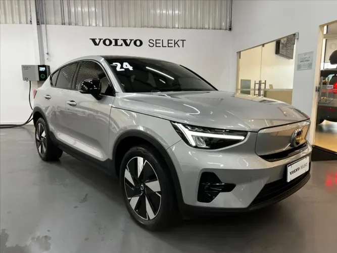Volvo C40 Recharge Plus (elétrico) 2024