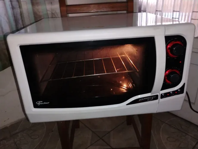 Forno elétrico Fischer Gourmet Grill 44 litros 110V Seminovo