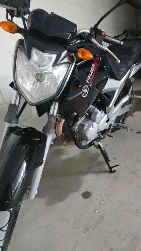 Vendo Fazer 2013 250cc