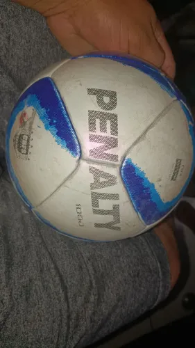 Bola