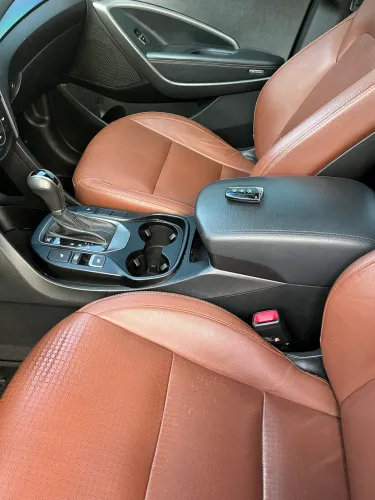 Hyundai Grand Santa Fe 3.3 V6 4X4 Tiptronic 2014