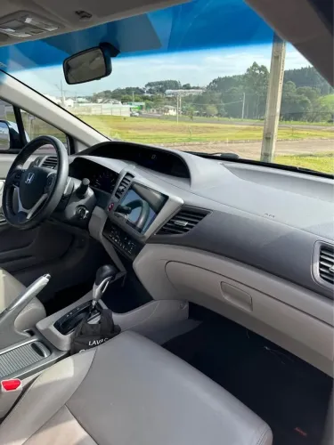 Honda Civic Sedan LXS 1.8/1.8 Flex 16V Aut. 4P 2014