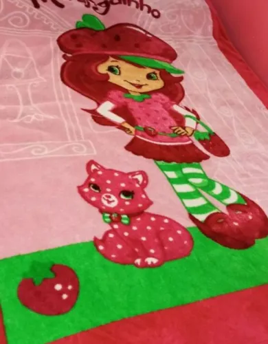 Vendo cobertor infantil dá Moranguinho d veludo em 100% algodão dá marca jolitex ternille