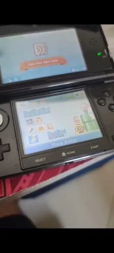 Nintendo 3ds bloqueado + 5 Jogos físicos