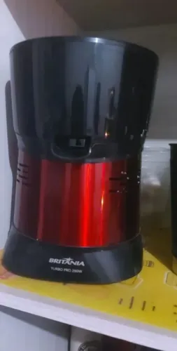 Espremedor de laranja, só foi usado 2 vezes.