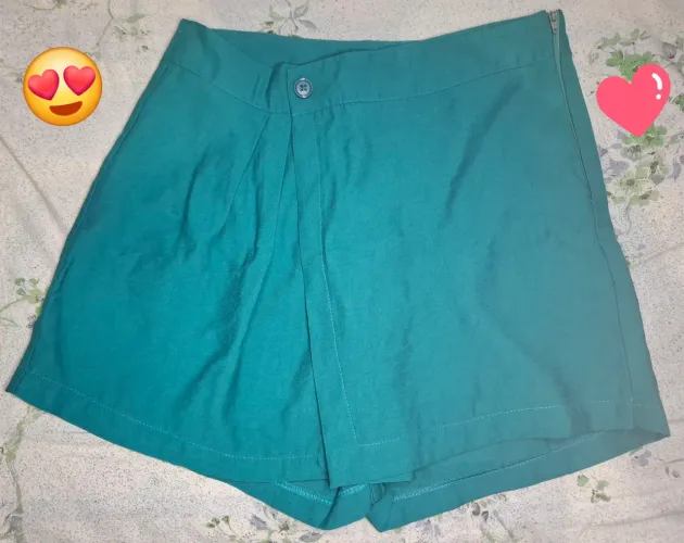Short-saia verde NOVO