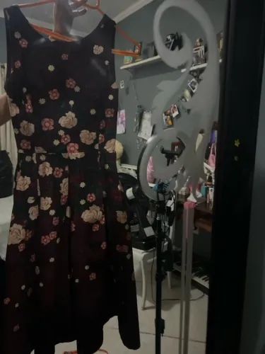 Vestido florido marsala rodado P