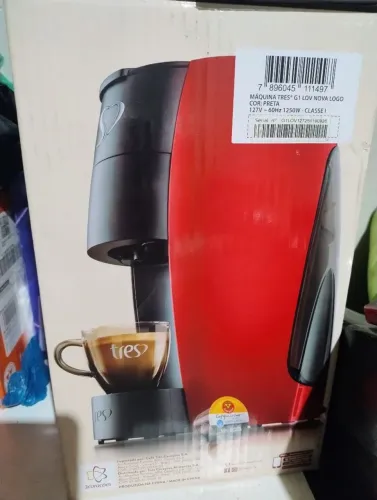 Cafeteira três corações 