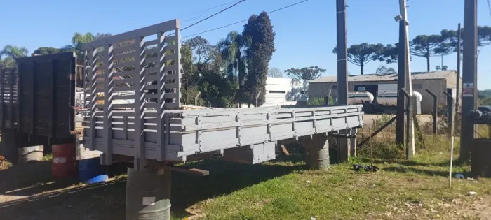 Fábrica de Carroceria - Vende Carroceria Reformada 5,40 x 2,25m para Caminhão 3/4