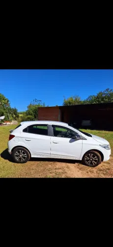 Chevrolet Onix Hatch LT 1.0 8V Flex Power Mec. 4P 2015