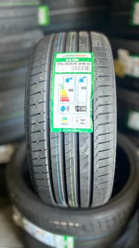Pneu 225/35/20 roadcruz