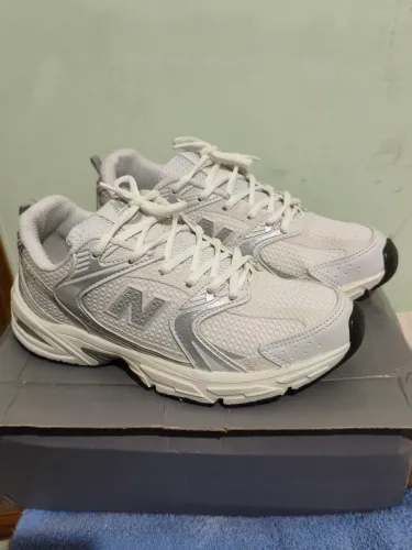 Tênis New balance 1linha