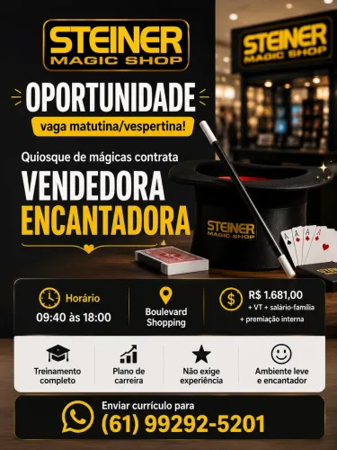 Vendedora de quiosque de mágicas - shopping