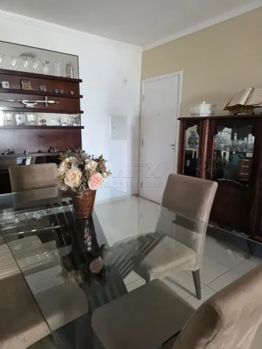 Apartamento à venda com 2 quartos, todo climatizado, 2 vagas, sacada, na Vila Universitári