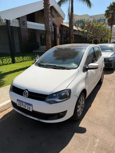 Volkswagen Fox Rock IN RIO 1.6 MI Total Flex 8V 5P 2014