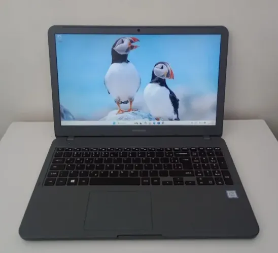 Notebook Samsung np350 i3 7ger. ssd 120gbs ram 4gbs tela full hd