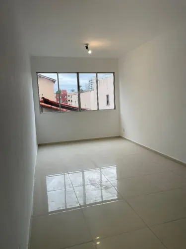Alugo Apartamento 2 quartos na Praia da Costa